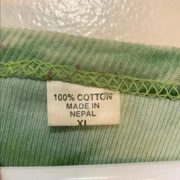 Multicolored  NWOT Graphic Short Sleeve T-Shirt w Stretch, asymmetrical hemline - Picture 3 of 5